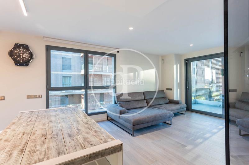 Foto 04f3c7da-85c7-4a7f-ae02-f5e81f94b0c0. Appartamento con riscaldamento parcheggio piscina in Esplugues de Llobregat