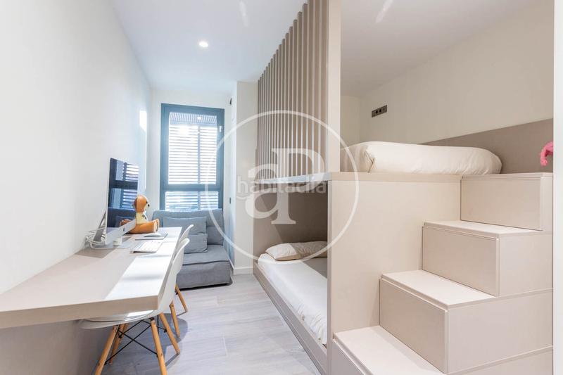 Foto 30b4d916-4d50-47cf-8c84-1e25caa2ab39. Appartamento con riscaldamento parcheggio piscina in Esplugues de Llobregat