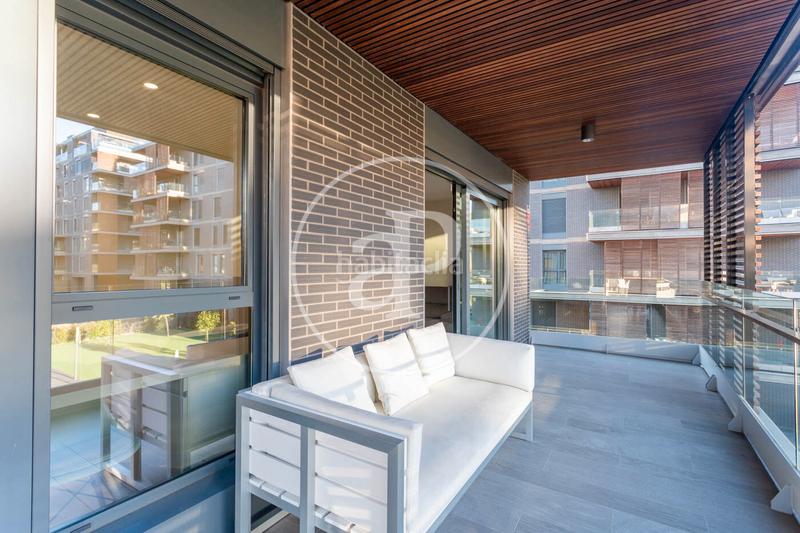 Foto 4cbe913b-7a87-4899-be81-55fe8c3c56d7. Appartamento con riscaldamento parcheggio piscina in Esplugues de Llobregat