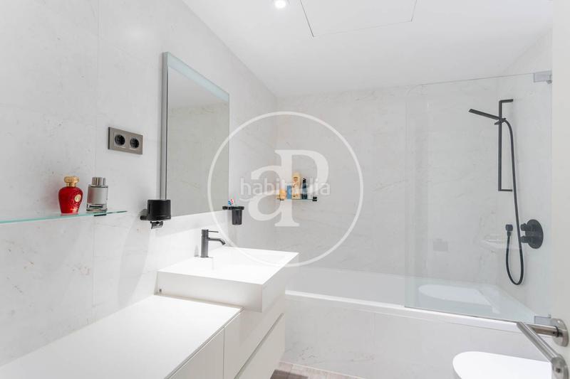 Foto de774811-2bdc-4fe3-8d0a-c3d1a48f9dae. Appartamento con riscaldamento parcheggio piscina in Esplugues de Llobregat