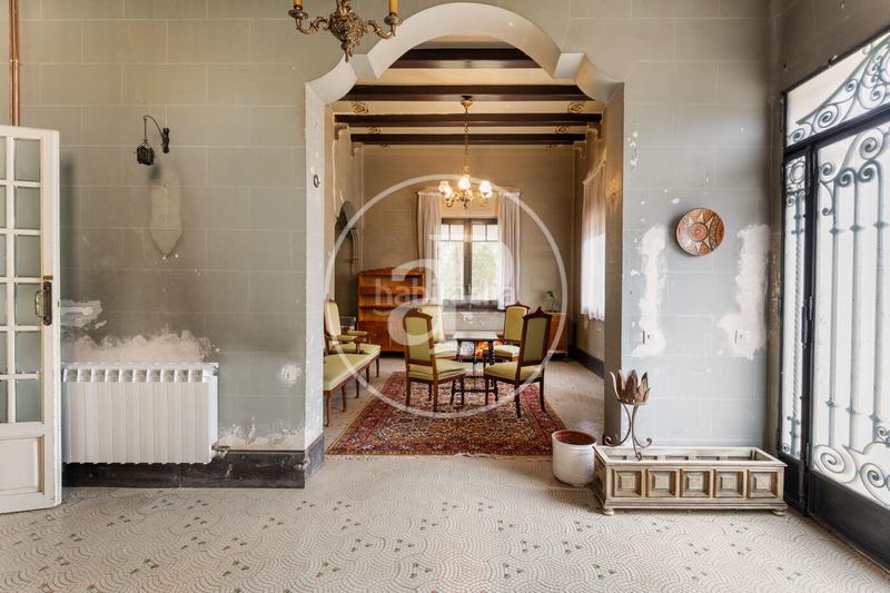 Foto 163c3878-d3e0-4ca3-a70a-f756dd5649b7. Casa amb calefacció aparcament piscina a Les Fonts Terrassa