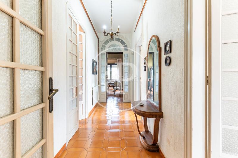 Foto 2e24a951-0848-4c41-9920-73aa40c5adff. Casa amb calefacció aparcament piscina a Les Fonts Terrassa