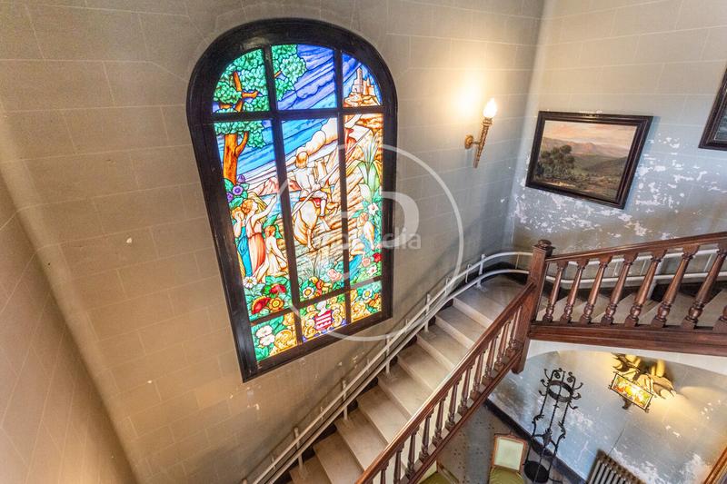 Foto 70f32fd5-b898-43dc-a34e-ea60922759aa. Casa amb calefacció aparcament piscina a Les Fonts Terrassa