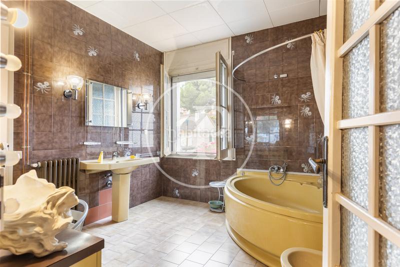 Foto 8714e7bb-a404-4d22-81c7-cd3b9e414fb9. Casa amb calefacció aparcament piscina a Les Fonts Terrassa