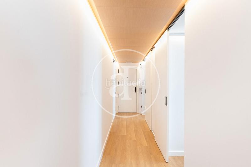 Foto 5143d27e-5927-46b3-bb80-d7f771e30810. Miete etagenwohnung mit heizung pool in Poblenou Barcelona