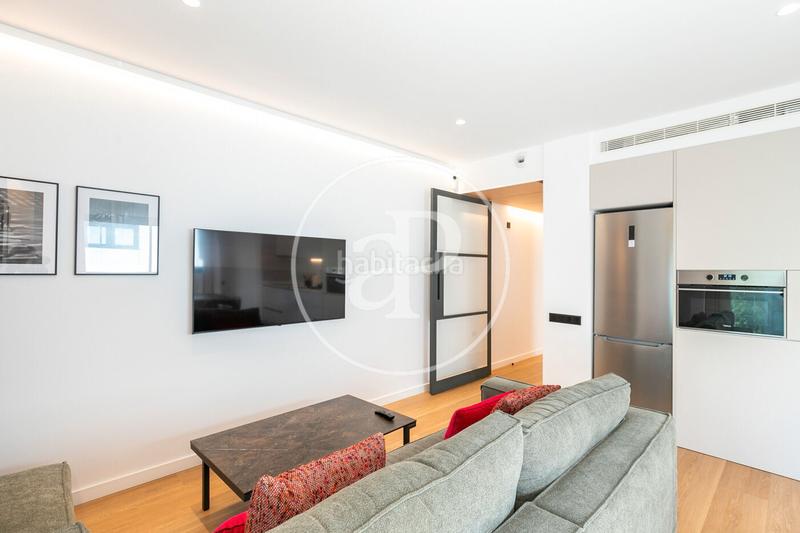 Foto 47050fda-c9ce-4c2b-8254-da20223f4683. Rent flat with heating pool in Poblenou Barcelona