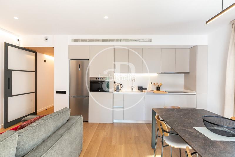 Foto e14362bb-9fed-4d28-afb3-86d26738f251. Rent flat with heating pool in Poblenou Barcelona