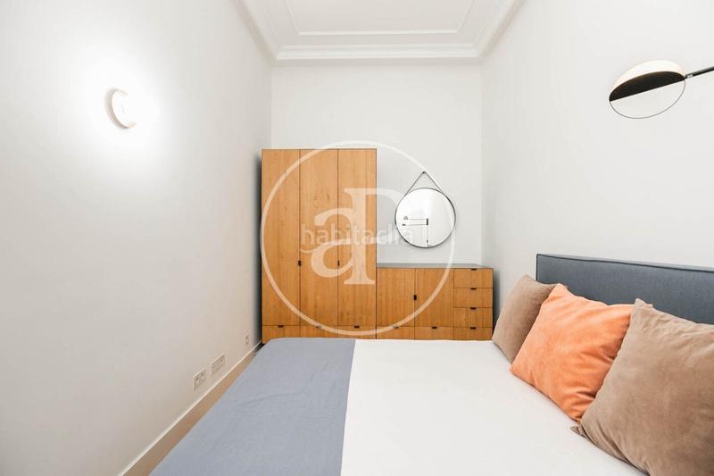 Foto aa71fc29-e47d-40b1-bd28-544201efd648. Rent flat with heating pool in Fort Pienc Barcelona