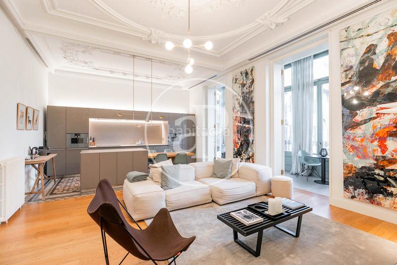 Foto c2bd0371-6fc1-42cf-b58d-6781f6fb305d. Rent flat with heating pool in Fort Pienc Barcelona