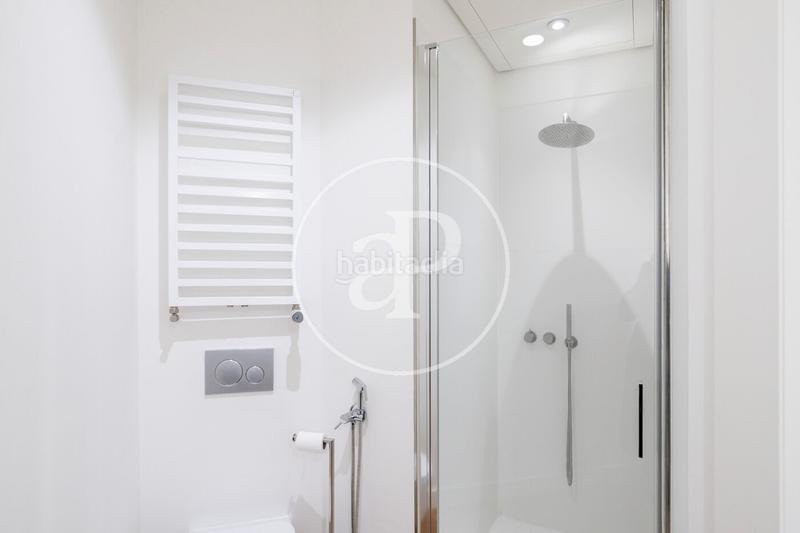 Foto 5e6583e2-1e92-4248-a098-e38614efa9a7. Rent flat with heating pool in Fort Pienc Barcelona