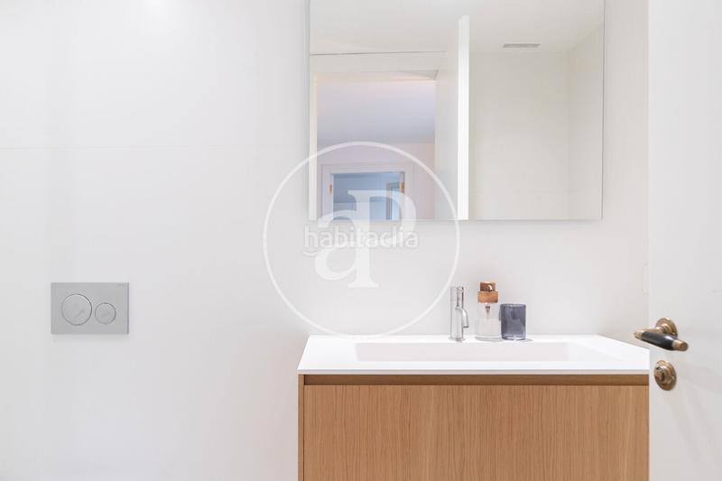 Foto c9dc5fab-d49b-47a0-a475-858bd8712467. Rent flat with heating pool in Fort Pienc Barcelona