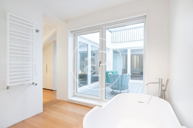 Foto cd846525-7438-40b7-9e42-92cf9afec8c9. Rent flat with heating pool in Fort Pienc Barcelona