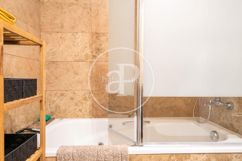 Foto 4f64a0c9-4438-4968-9f48-06fb5401472e. Alquiler piso apartamento en alquiler en front marítim en Barcelona