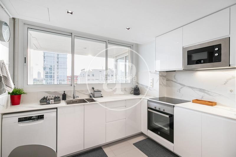 Foto c31dac20-ab9f-4e54-a0ce-2f5ef93f9386. Alquiler piso apartamento en alquiler en front marítim en Barcelona