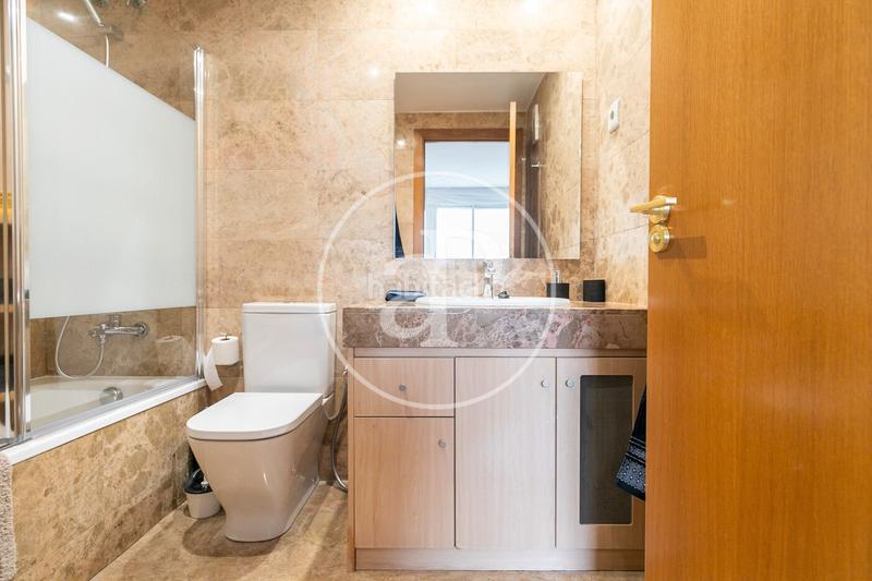 Foto c8b16643-ae0e-440e-bc29-3cfc106b9c96. Alquiler piso apartamento en alquiler en front marítim en Barcelona