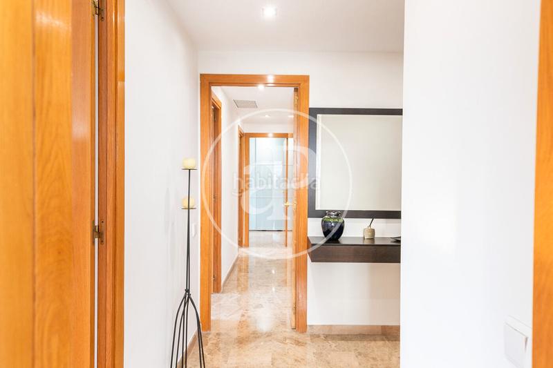 Foto e2309650-e630-43e3-89f5-27eb291723b2. Alquiler piso apartamento en alquiler en front marítim en Barcelona