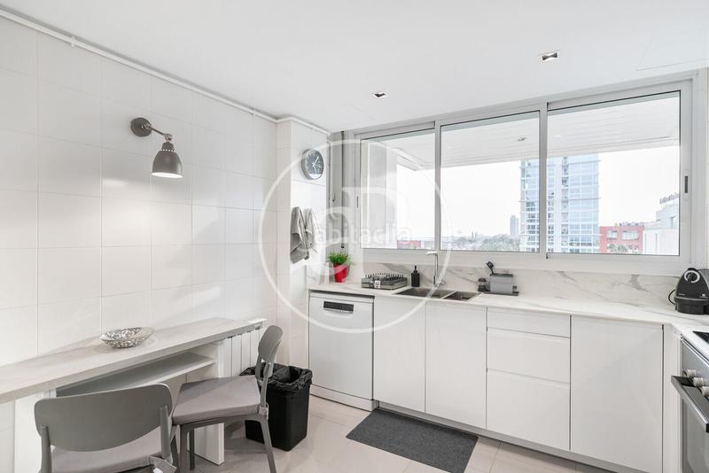 Foto 58487800-58a8-4f98-a955-ae7e4cb16a30. Rent flat with heating parking in Diagonal Mar i el Front Marítim del Poblenou Barcelona