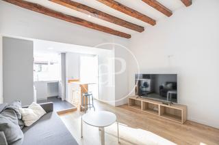 Location Appartement  Carrer de martínez de la rosa. Piso en alquiler en vila de gracia