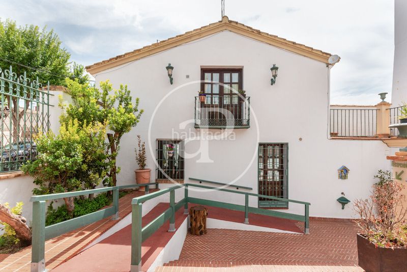 Foto edd98dee-cee6-40a3-a253-ef35c382579d. Masia amb calefacció aparcament piscina a Utiel