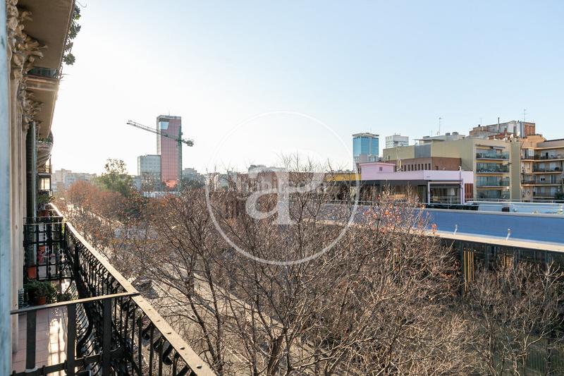 Foto 3e9391a2-d985-4a0f-9428-ae08fb44272b. Piso  en venta en la nova eixample esquerra en Barcelona