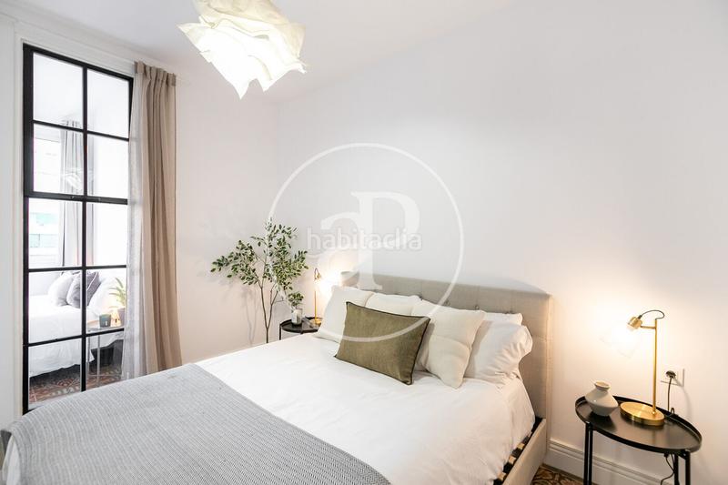 Foto 5c80435f-d933-4e50-b37a-943c7e8512c5. Piso  en venta en la nova eixample esquerra en Barcelona