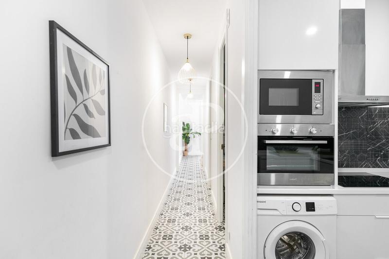 Foto 76745e15-fb26-4ca8-a255-21f2cac6a176. Piso  en venta en la nova eixample esquerra en Barcelona