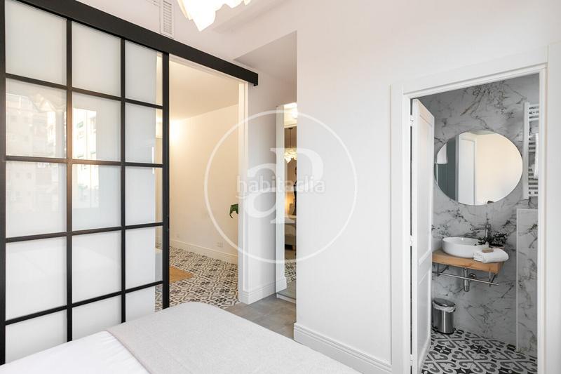 Foto d3d0d712-6d5c-4ab7-ac82-ec6fd47cef50. Piso  en venta en la nova eixample esquerra en Barcelona