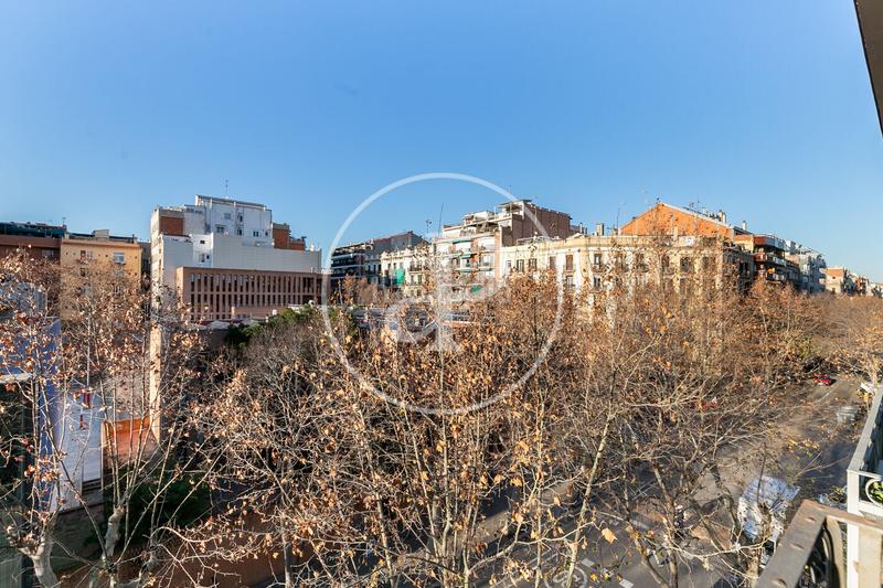 Foto ef8cc63f-54c5-45bf-80dc-356ea3ba8edc. Piso  en venta en la nova eixample esquerra en Barcelona