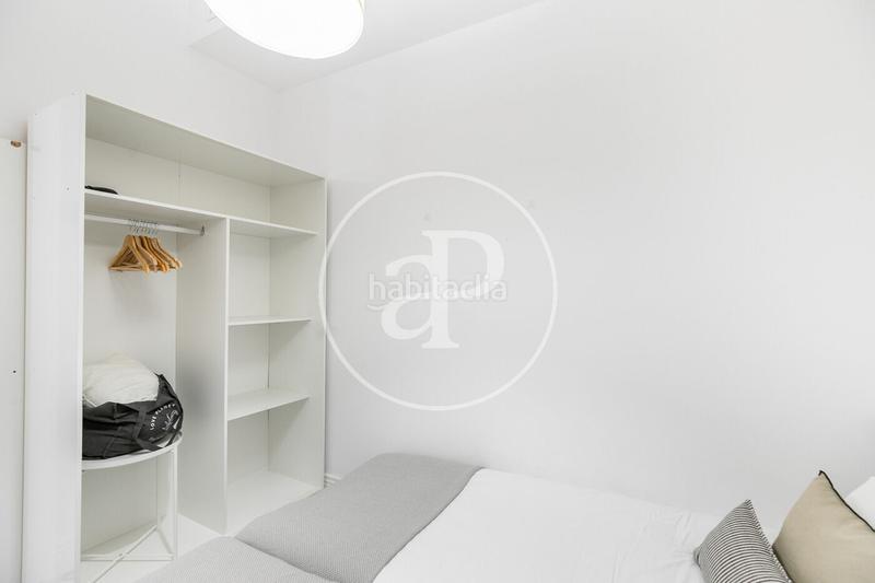 Foto f1e5ba69-4735-4881-9095-b8bc9aea5996. Piso  en venta en la nova eixample esquerra en Barcelona