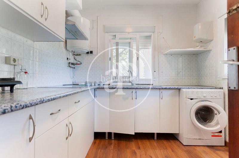 Foto eeeeed80-371a-42ff-8dcc-f5e75d649e2a. House with heating parking in El Puerto Dénia