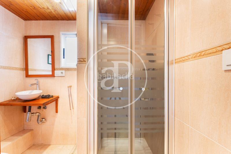 Foto 2a0f9121-b284-4d86-b07b-125ec91431e1. Attico con riscaldamento in El Mercat Valencia