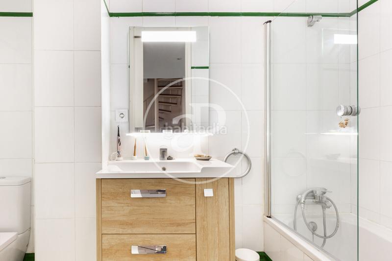 Foto 6de9ed5e-fcda-49c8-9aa0-8e208ae004b2. Attico con riscaldamento in El Mercat Valencia