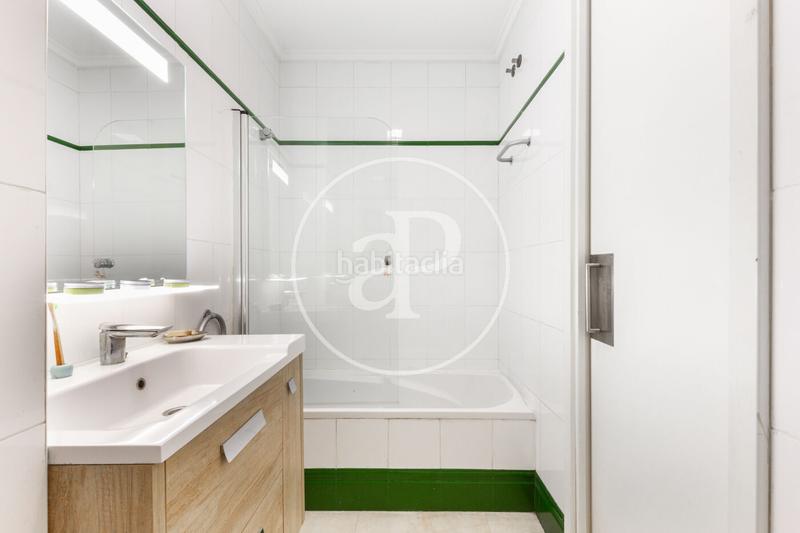 Foto f6b1fa7e-426e-44ac-a85f-a959682639f8. Attico con riscaldamento in El Mercat Valencia