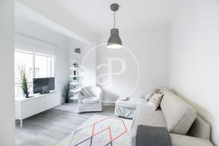 Miete Etagenwohnung  Carrer de provença. Piso en alquiler en la calle provenza
