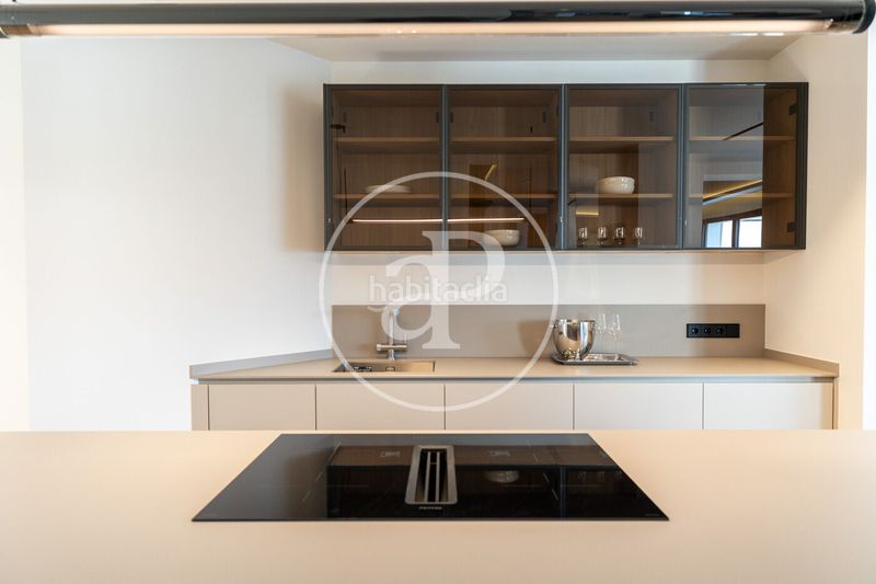 Foto 1ce5968b-9c15-4840-b65a-6501529adbbd. Àtic amb calefacció a Sant Gervasi - Galvany Barcelona