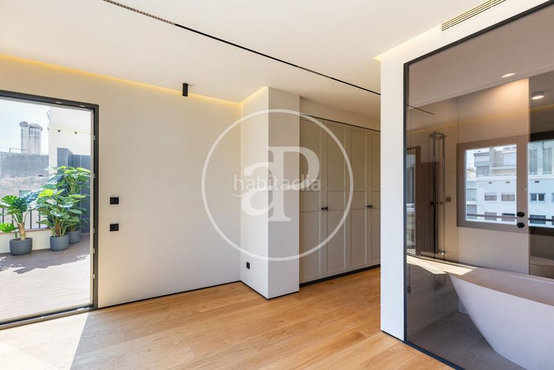 Foto 96582832-0d79-434f-ba51-d8799cb22ef4. Àtic amb calefacció a Sant Gervasi - Galvany Barcelona