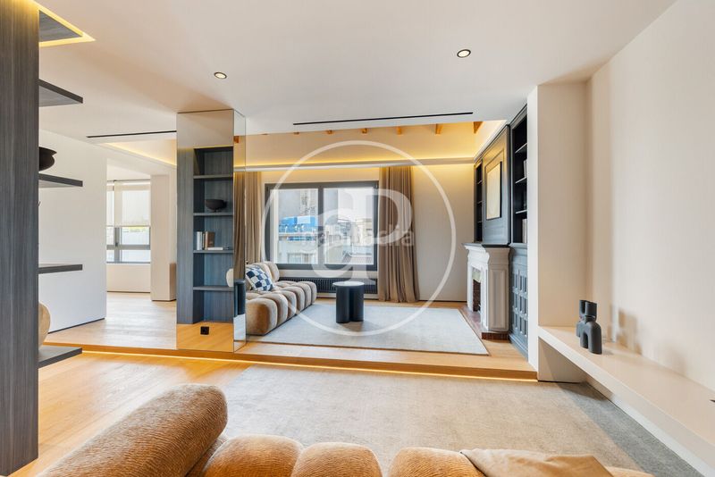 Foto f725c49d-cc25-4dcd-918b-151eb69cd794. Àtic amb calefacció a Sant Gervasi - Galvany Barcelona