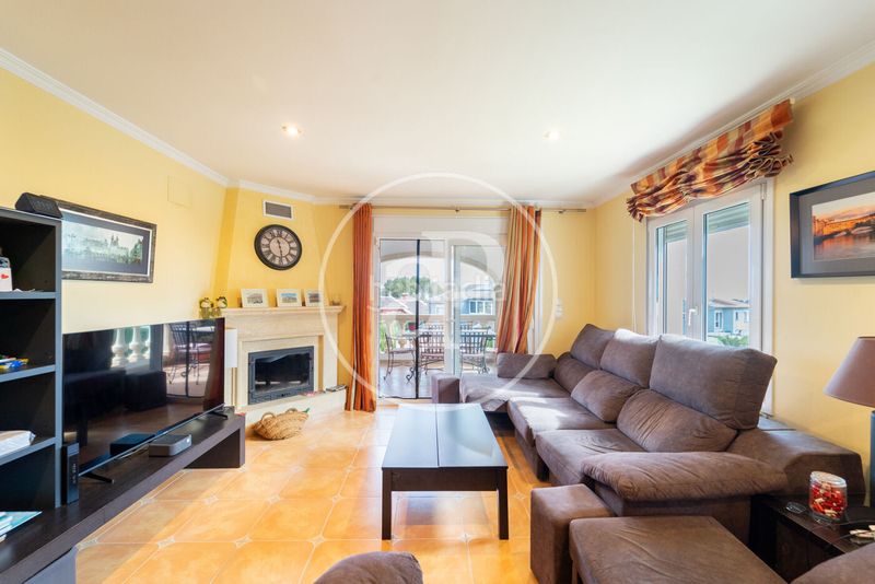 Foto da72cb3c-c075-4459-89fd-5fd0c8fbf3e1. Casa amb calefacció aparcament piscina a El Montgó Dénia