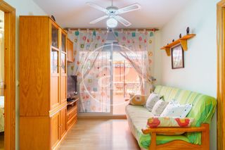 Rent Flat  Carrer arnau de vilanova. Piso en alquiler en canet den berenguer
