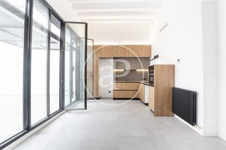 Pis  Carrer de nicaragua. Piso en venta en les corts