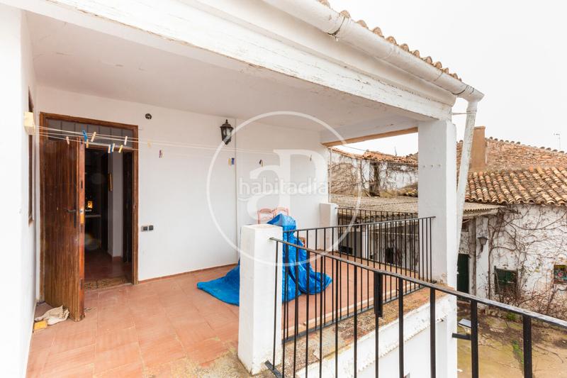 Foto 2525583a-e4d7-42a2-8191-fb737800790b. Masía casa de pueblo en venta en camporrobles en Utiel