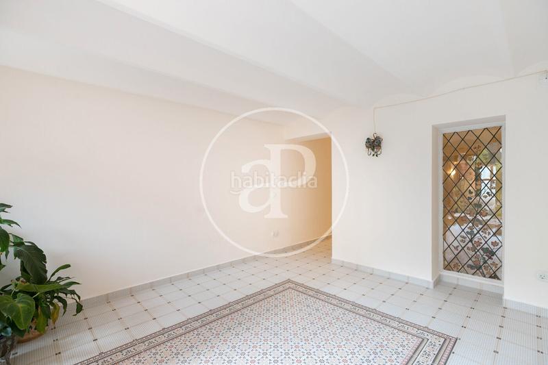 Foto 0befe5b8-c9e6-419b-8eb7-652359e1a404. Lloguer pis a Sant Antoni Barcelona