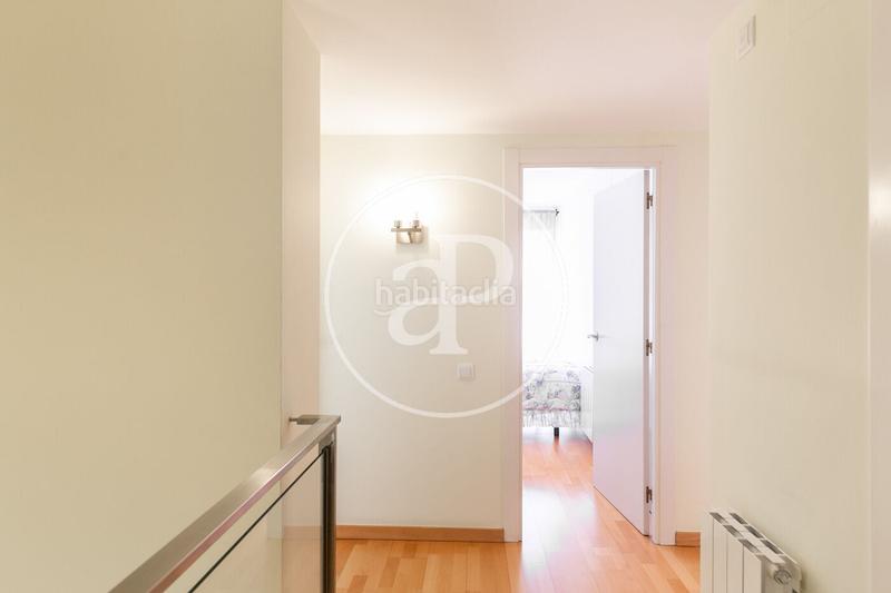 Foto ea9ed113-4192-4e4c-8b59-59016203c198. Duplex avec chauffage parking dans Can Baró Barcelona