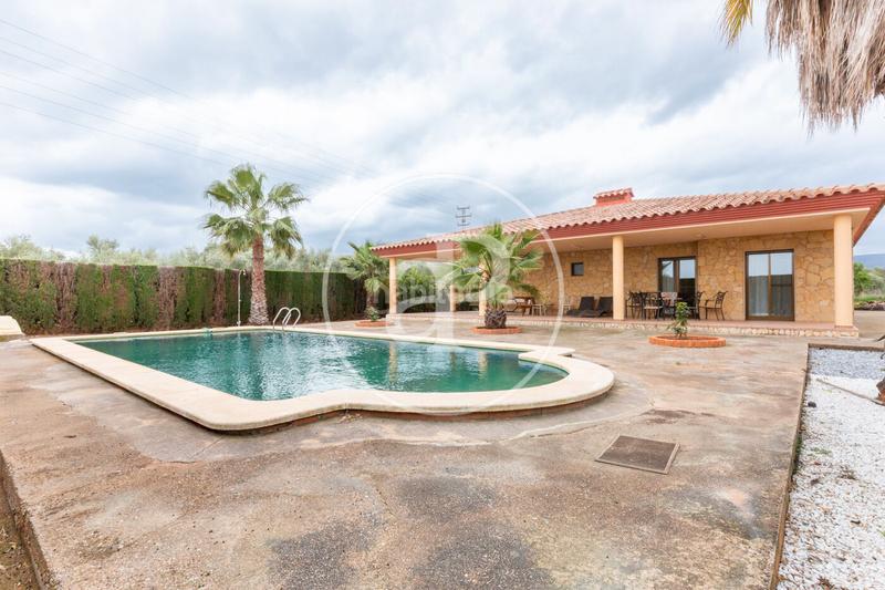 Foto 2b7bc538-4407-4e89-a7db-23e7885fb740. Casa amb calefacció aparcament piscina a Onda