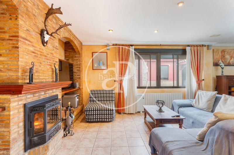 Foto 3ba8aa74-f807-443b-8a4e-9b1100f1f942. Casa amb calefacció aparcament piscina a Onda