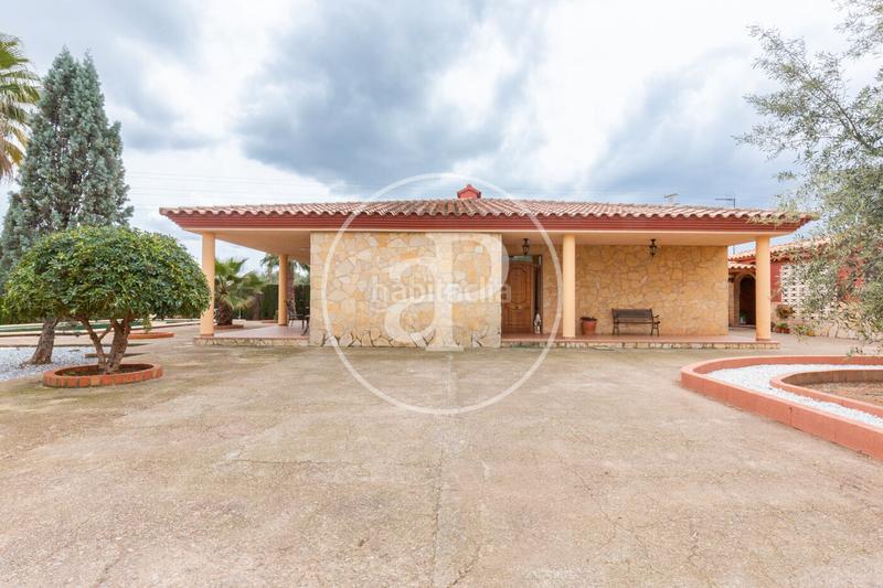 Foto ca6f2480-e5bb-4e45-8510-23d73e9d91f3. Casa amb calefacció aparcament piscina a Onda