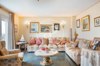 Dúplex en El Grau. Dúplex en venta en el puerto de valencia