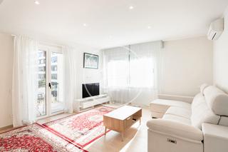 Location Appartement  Carrer de benet mateu. Piso en alquiler en sarrià