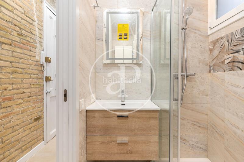 Foto b85cfc15-9806-4b7e-aae4-f127741816c2. Etagenwohnung mit heizung in Sagrada Família Barcelona