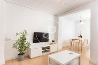 Pis  Carrer de nicolau de montsoriu. Piso en venta en el cabañal